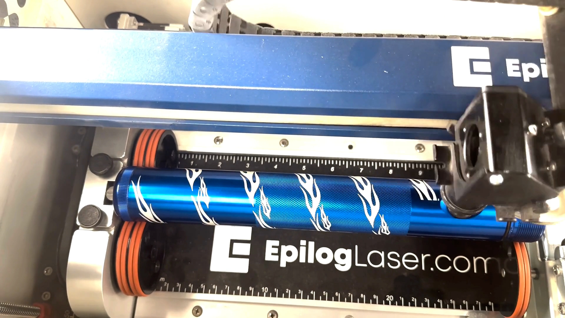 Laser engraving maglite flashlight