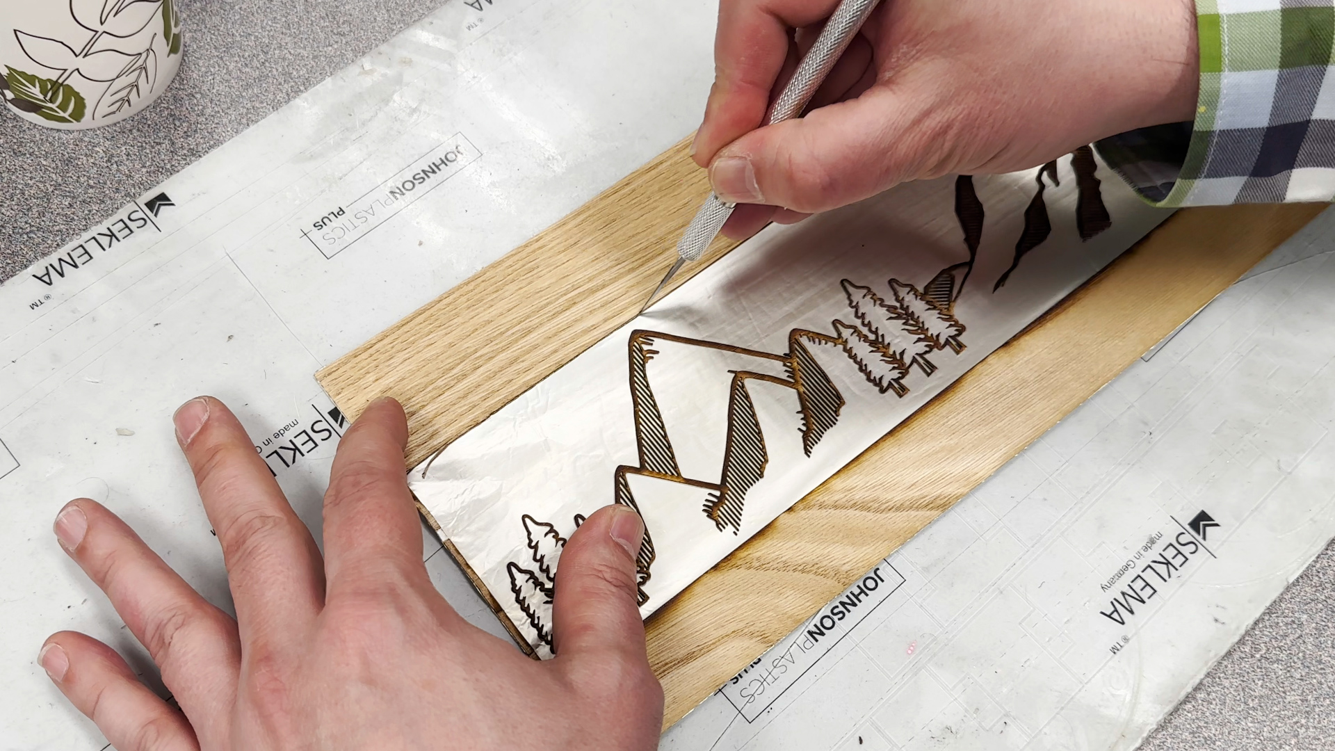 Cut the edges of the veneer